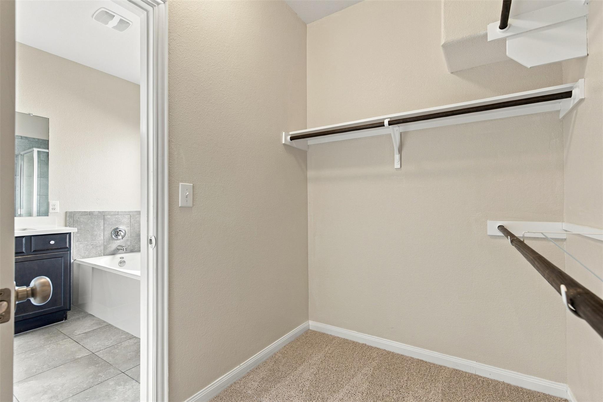 13911 Stripling Ln #22 Property Photo 16