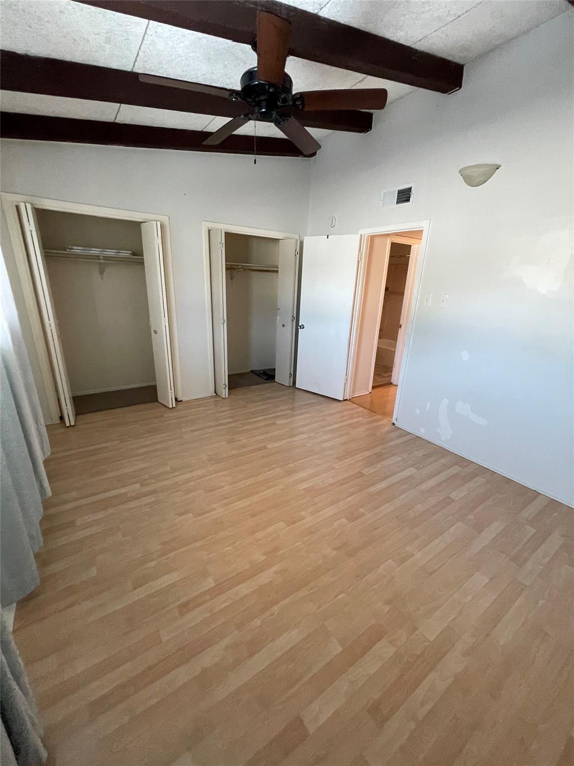 2404 Longview St #204 Property Photo 8