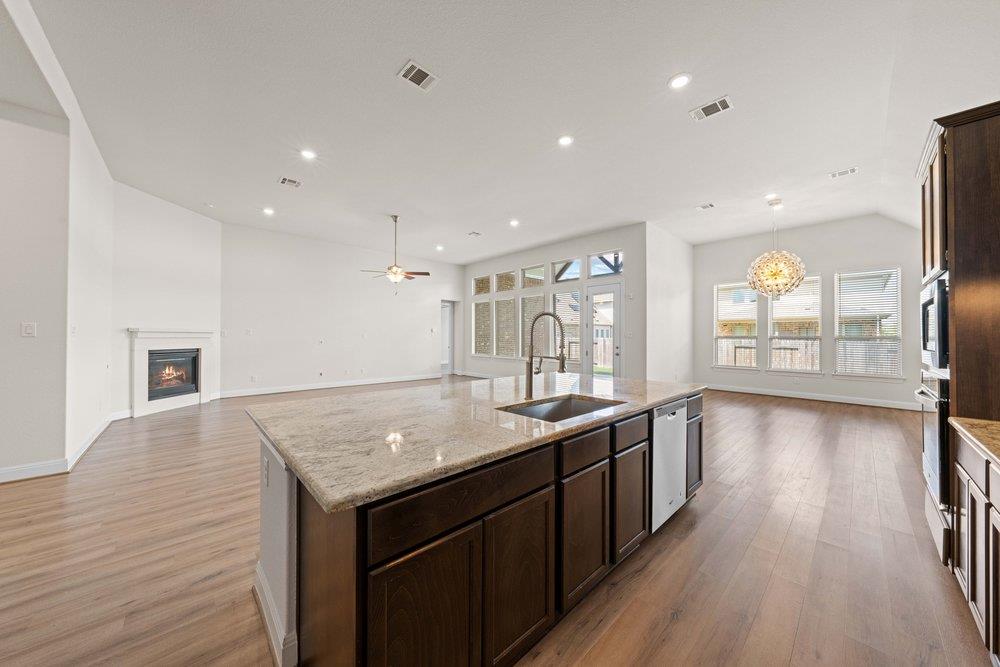 4208 Brean Down Rd Property Photo 15
