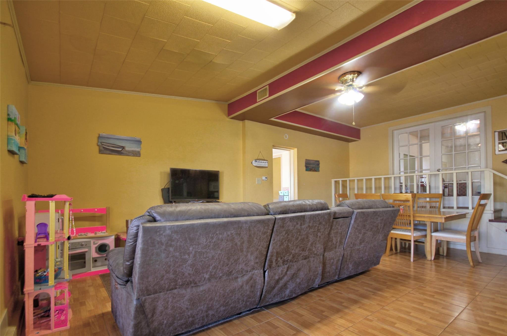 1504 Ranch Road 261 Property Photo 12