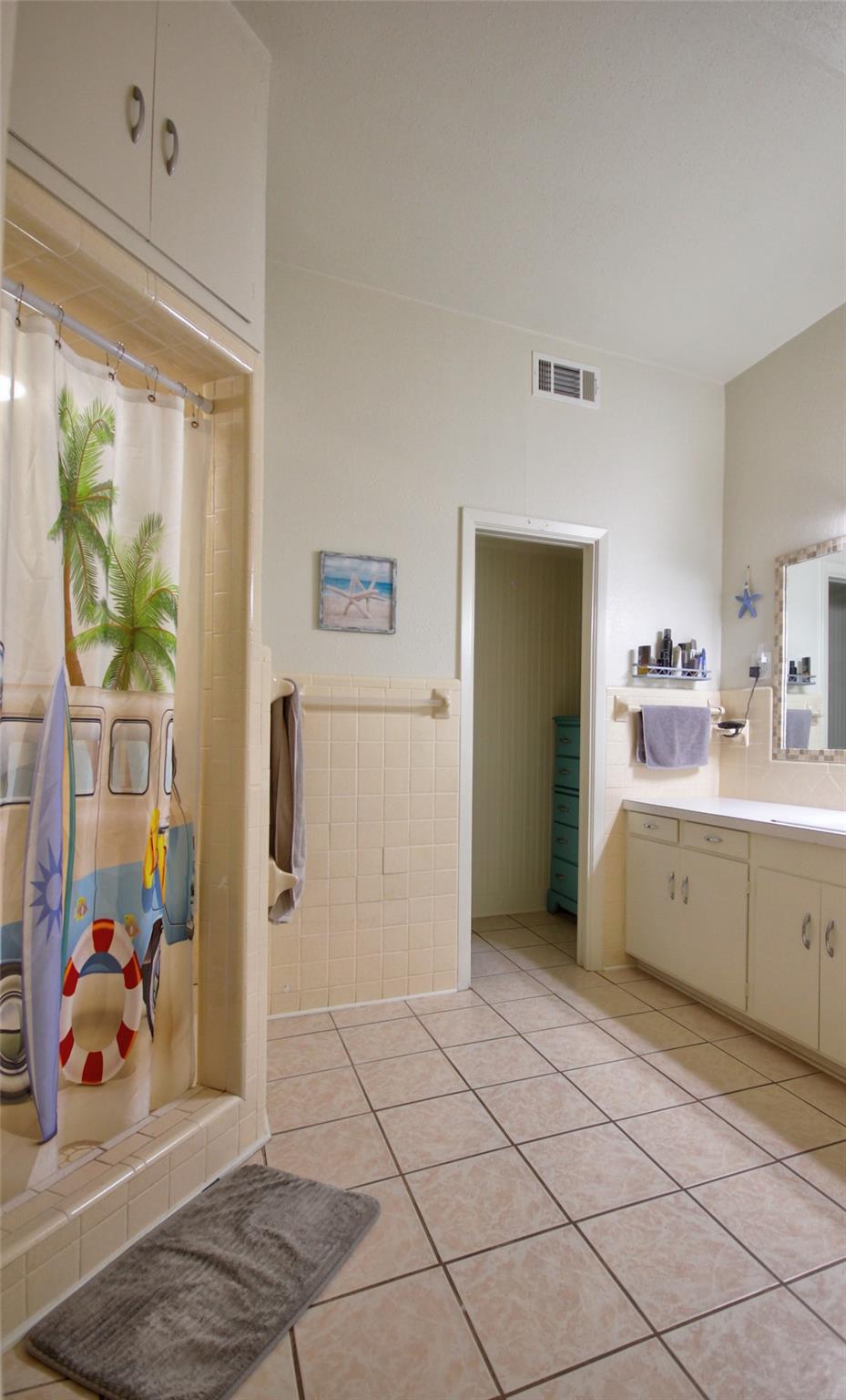 1504 Ranch Road 261 Property Photo 18