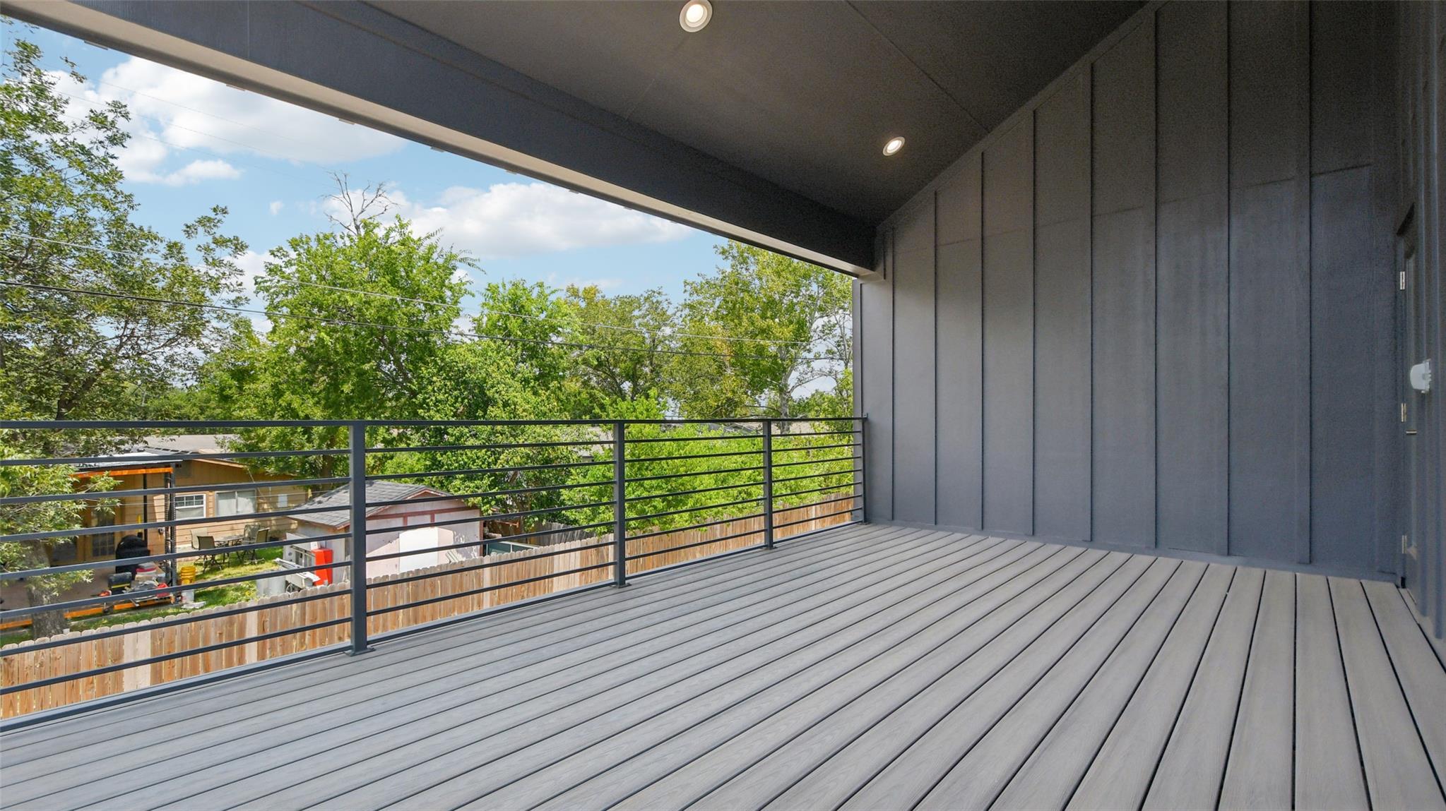 106 W Fawnridge Dr #1 Property Photo 3