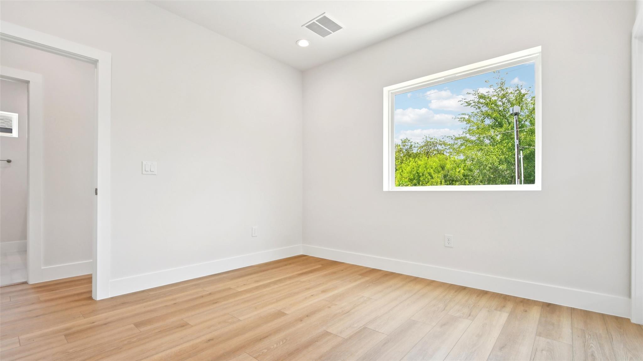 106 W Fawnridge Dr #1 Property Photo 16