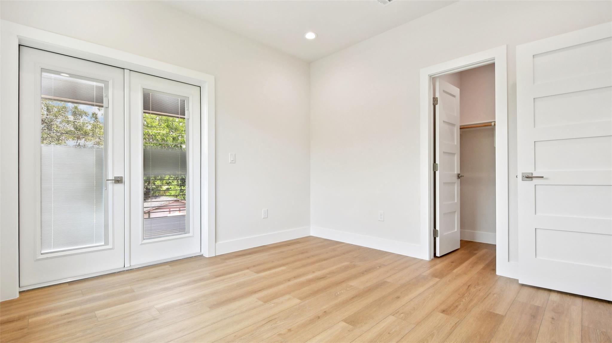 106 W Fawnridge Dr #1 Property Photo 17