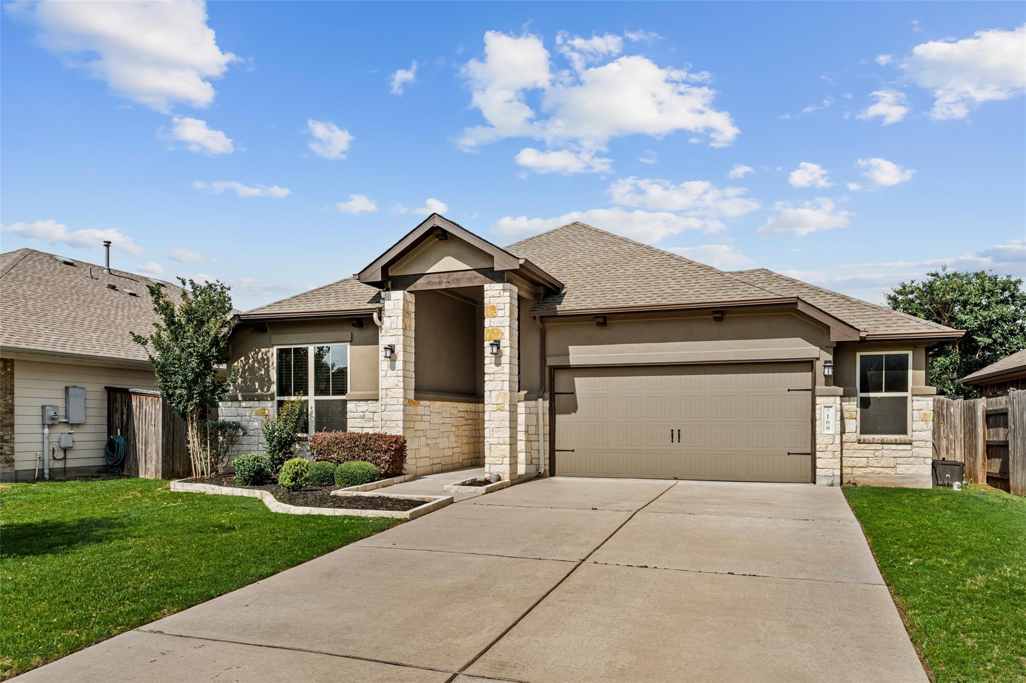 168 Gunnison Way Property Photo
