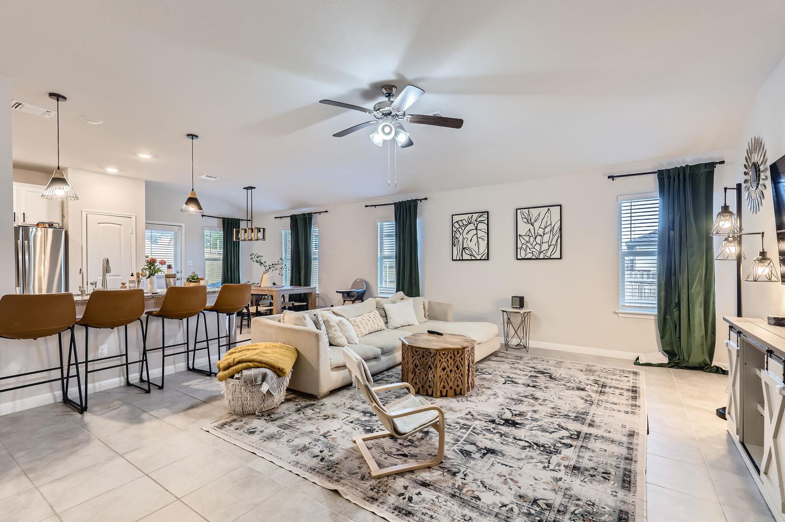 236 Cinnamon Loop Property Photo 5