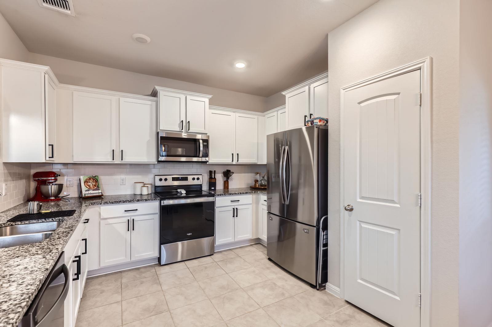 236 Cinnamon Loop Property Photo 8