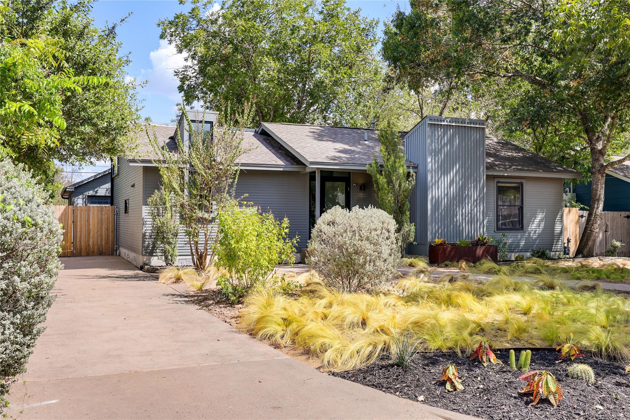 5717 Avenue F None Property Photo 3