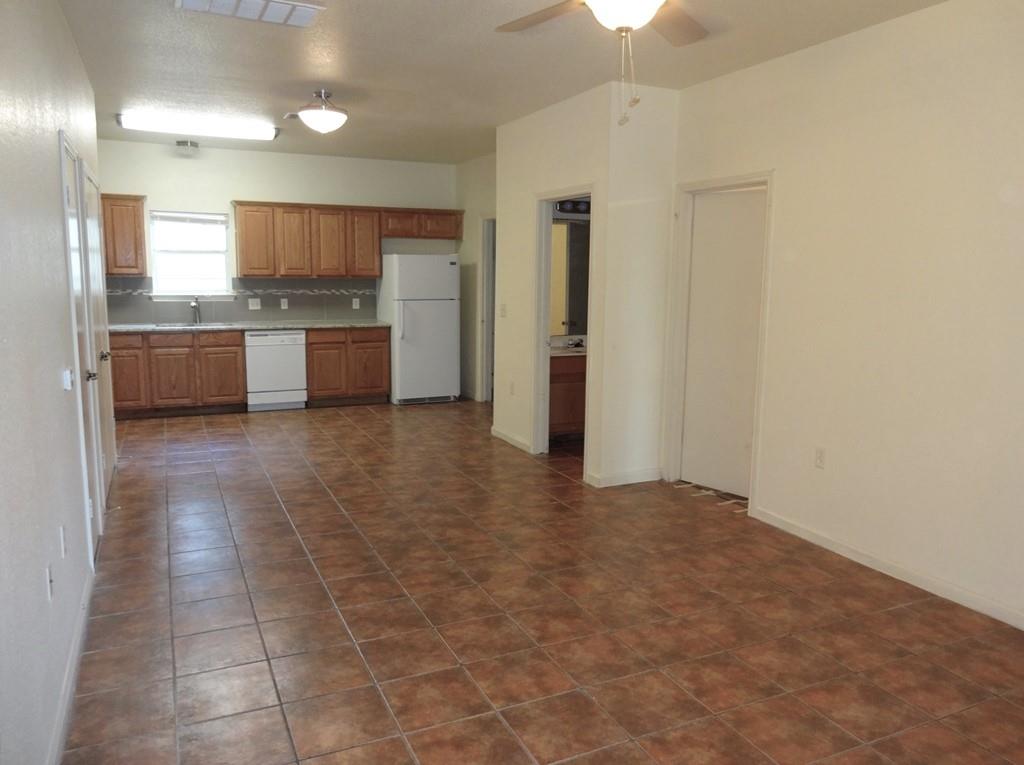 4704 Ledesma Rd #a & B Property Photo 3