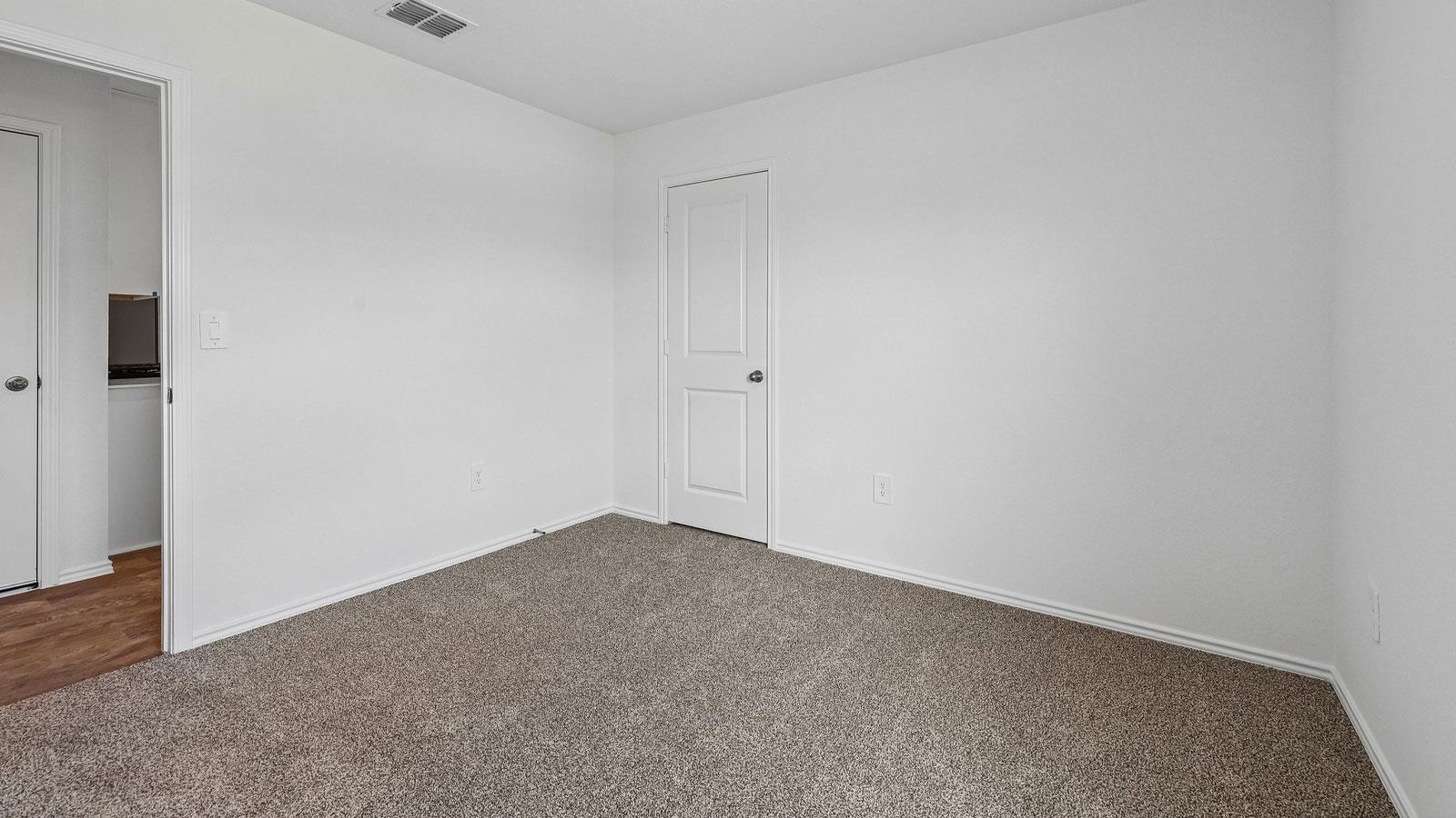 141 Belton Dr Property Photo 24