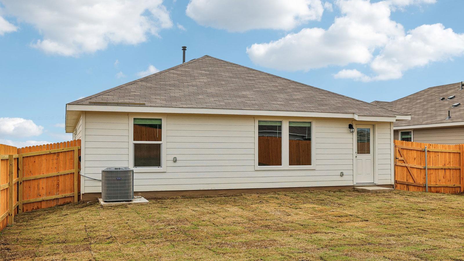 141 Belton Dr Property Photo 32