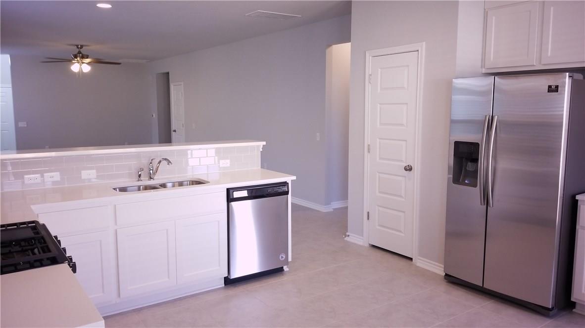 1320 Ambler Dr Property Photo 6