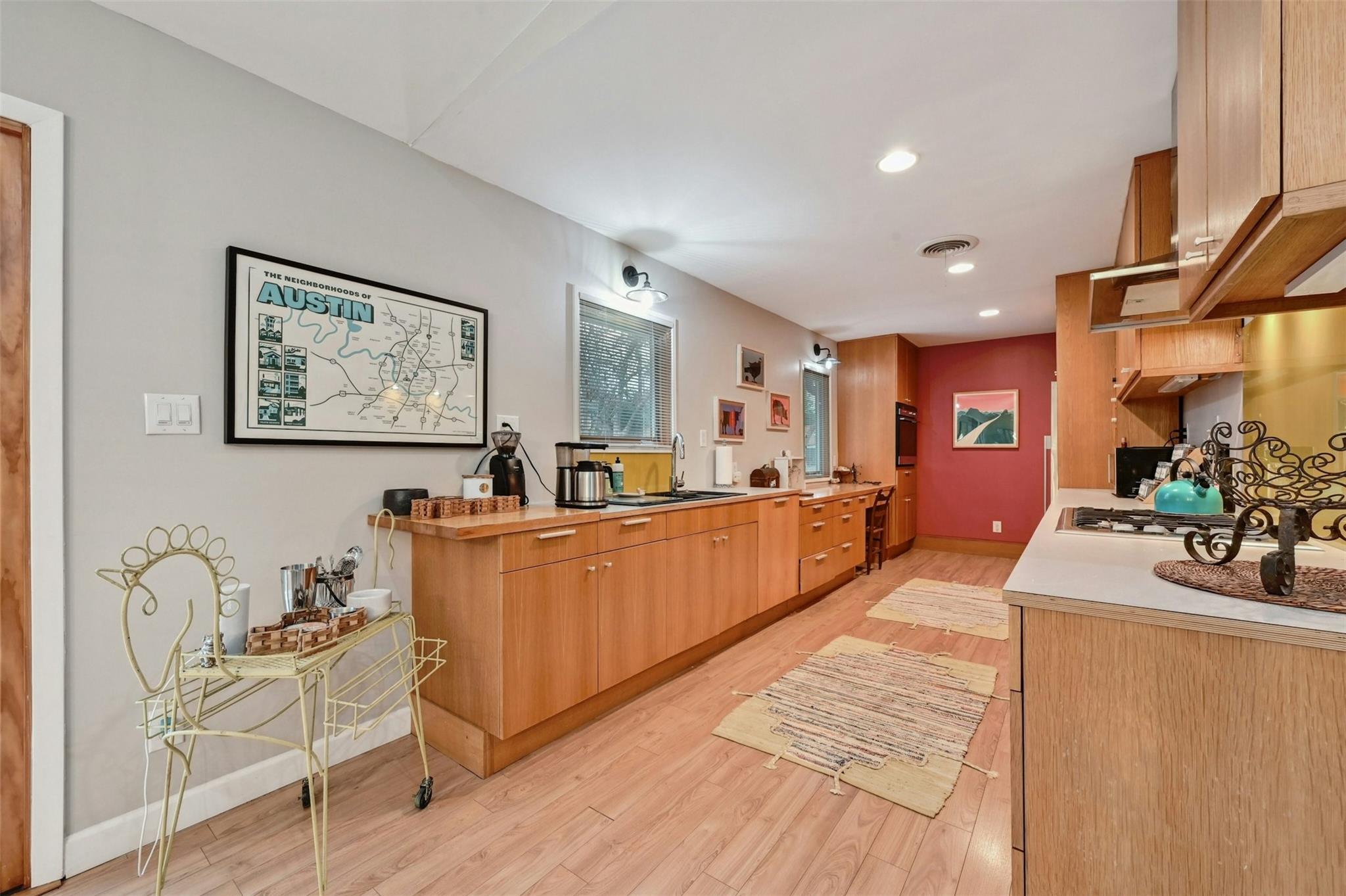 2409 Arpdale St Property Photo 9