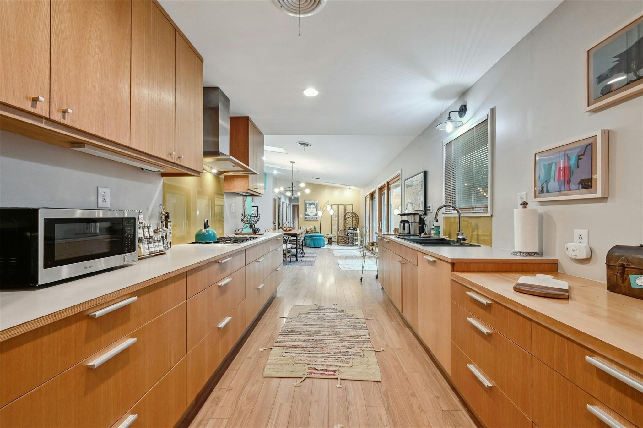 2409 Arpdale St Property Photo 11