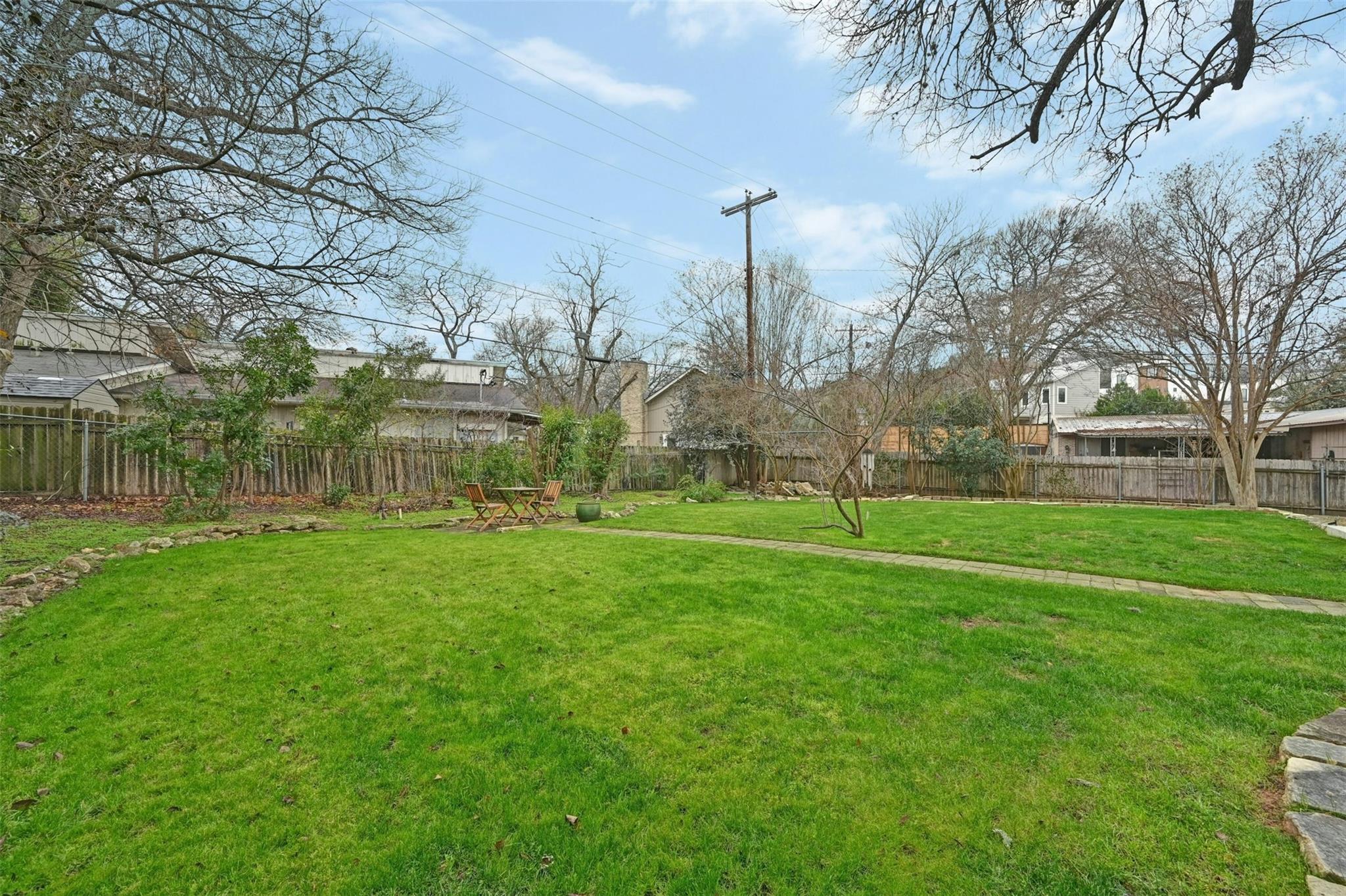 2409 Arpdale St Property Photo 24