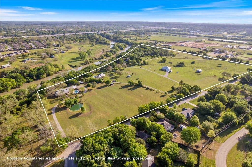 1218 Lovers Ln Property Photo 15