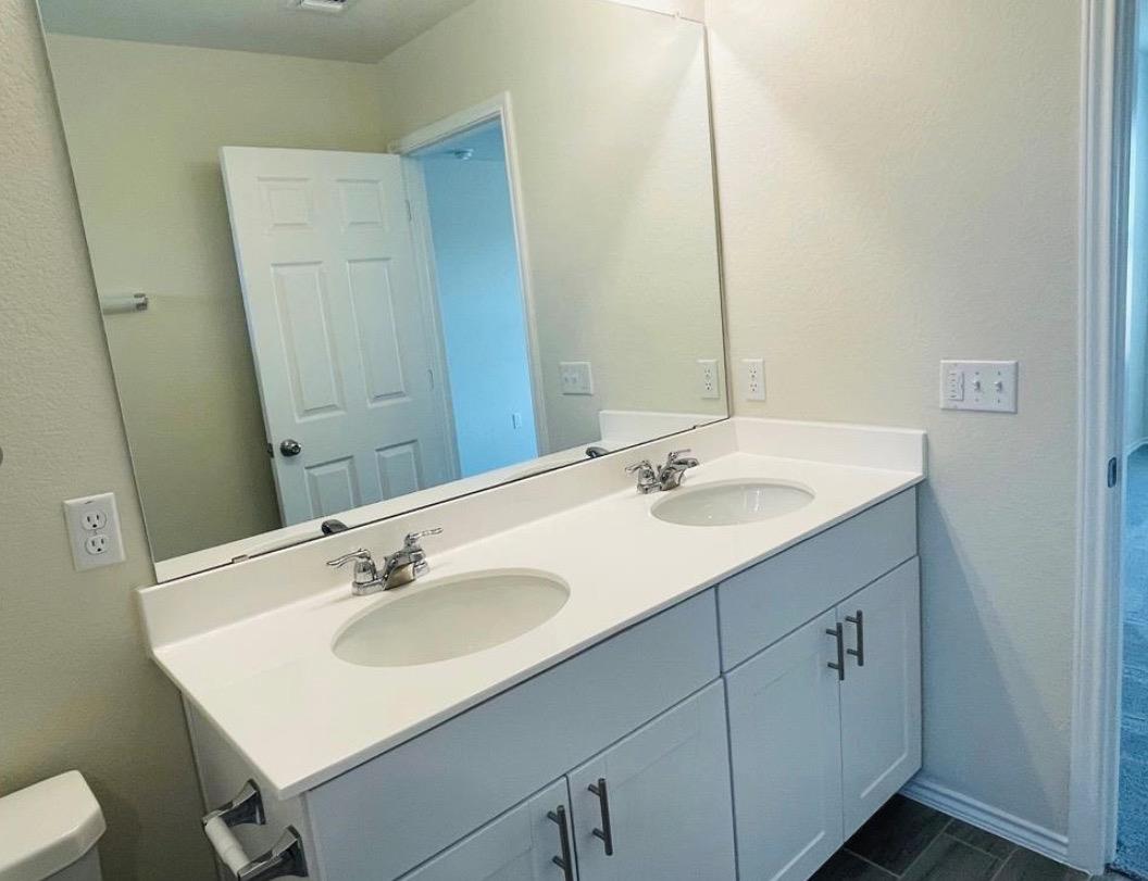 10208 Buckskin Horse Way Property Photo 6