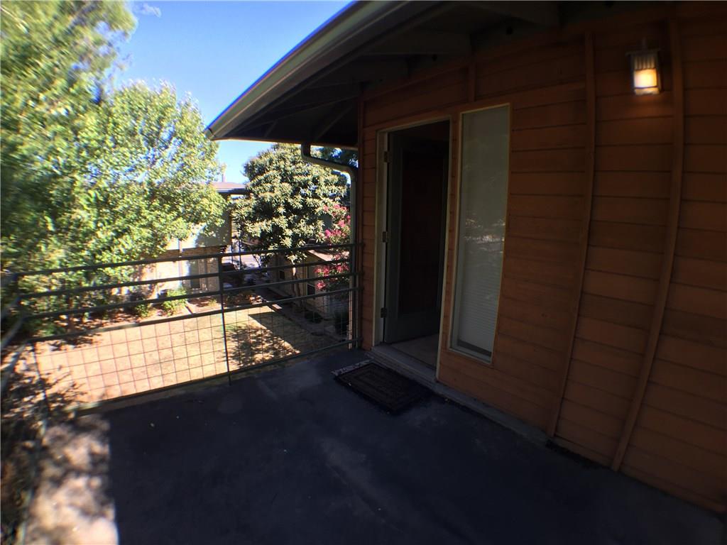 2703 Swisher St 208a Property Photo 15