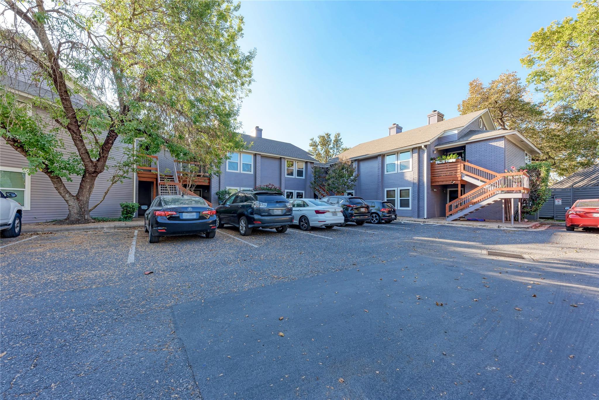 2106 Nickerson St #105 Property Photo 1