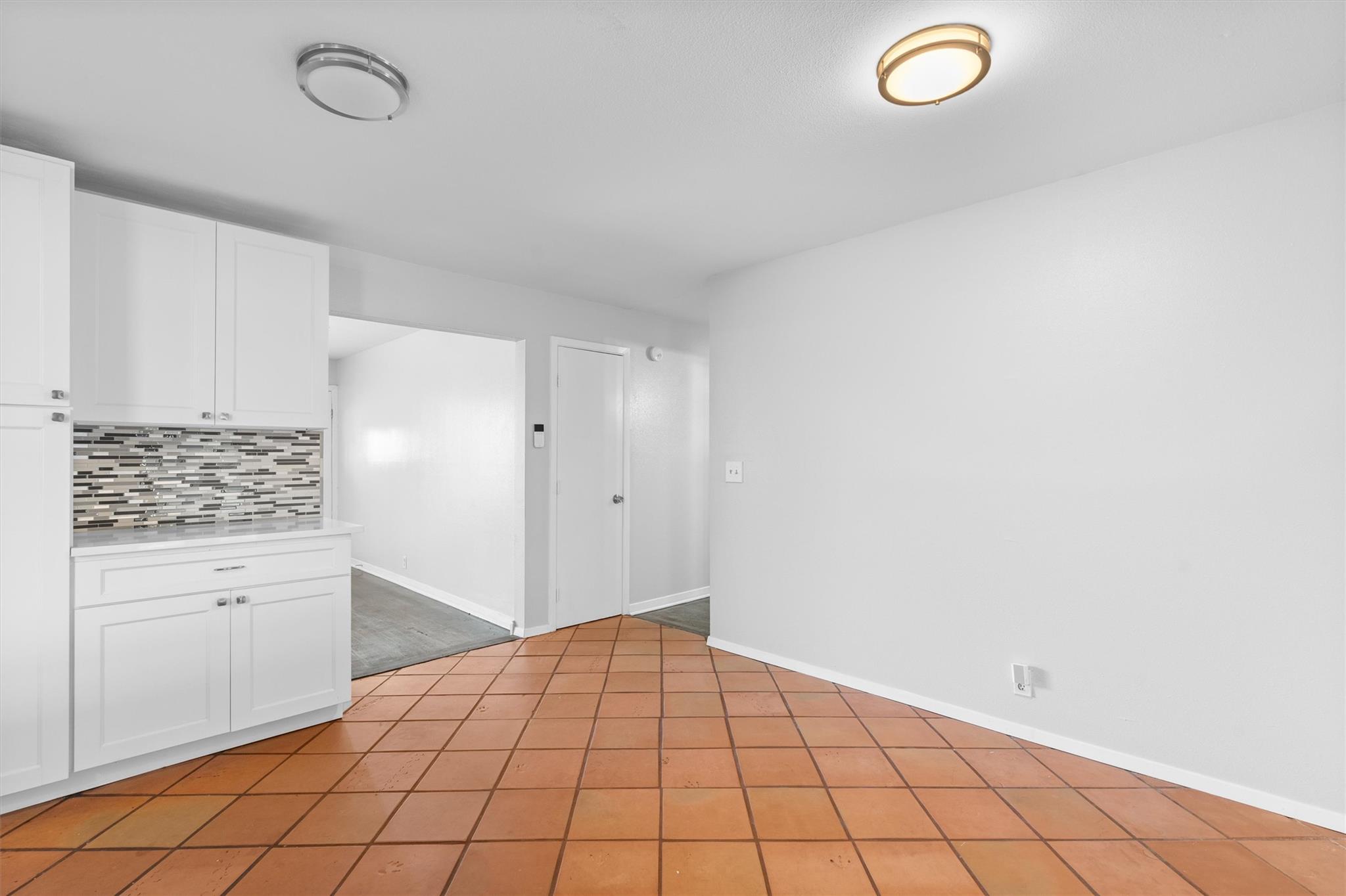 4900 Eastdale Dr Property Photo 8
