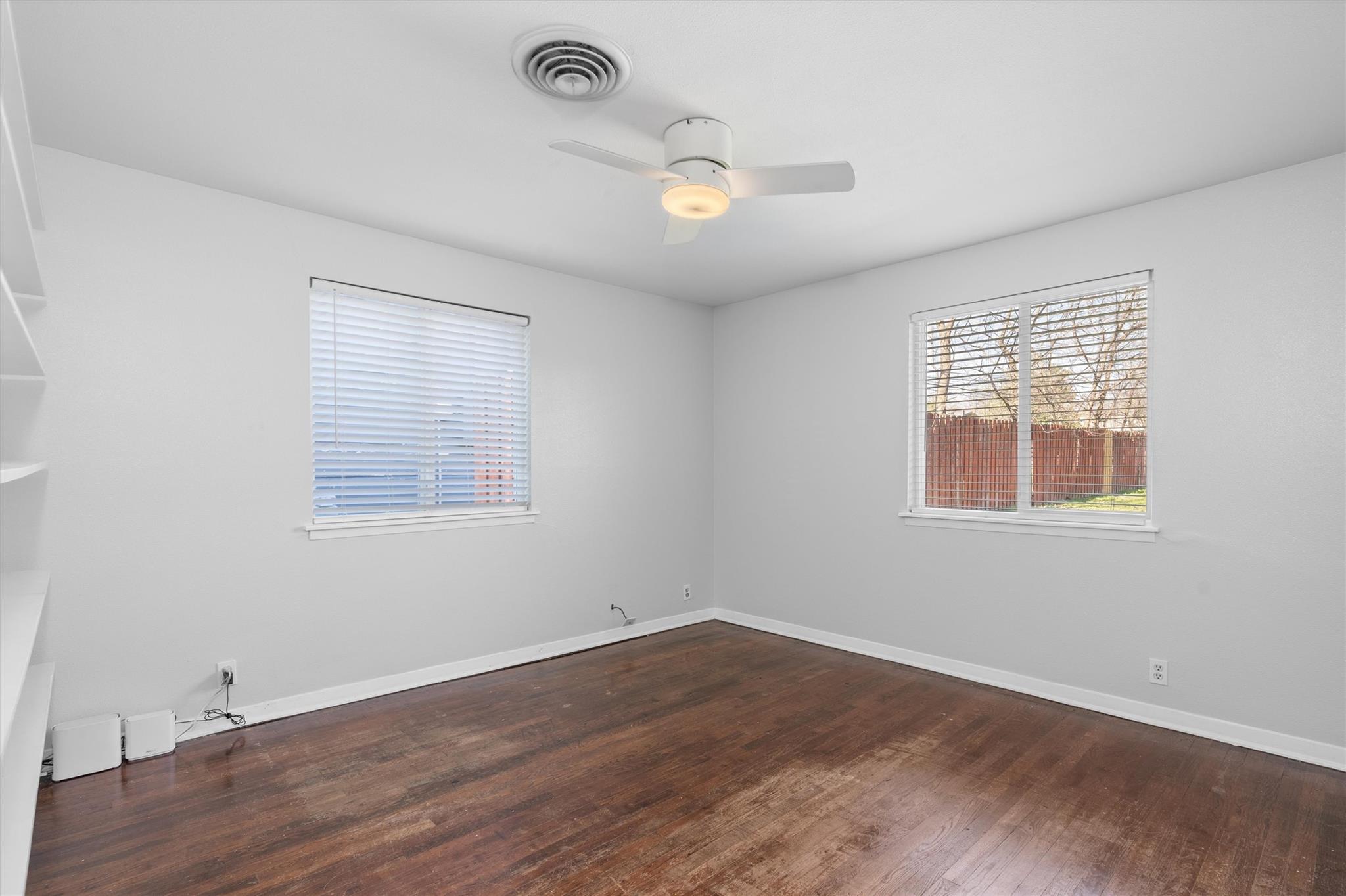 4900 Eastdale Dr Property Photo 16