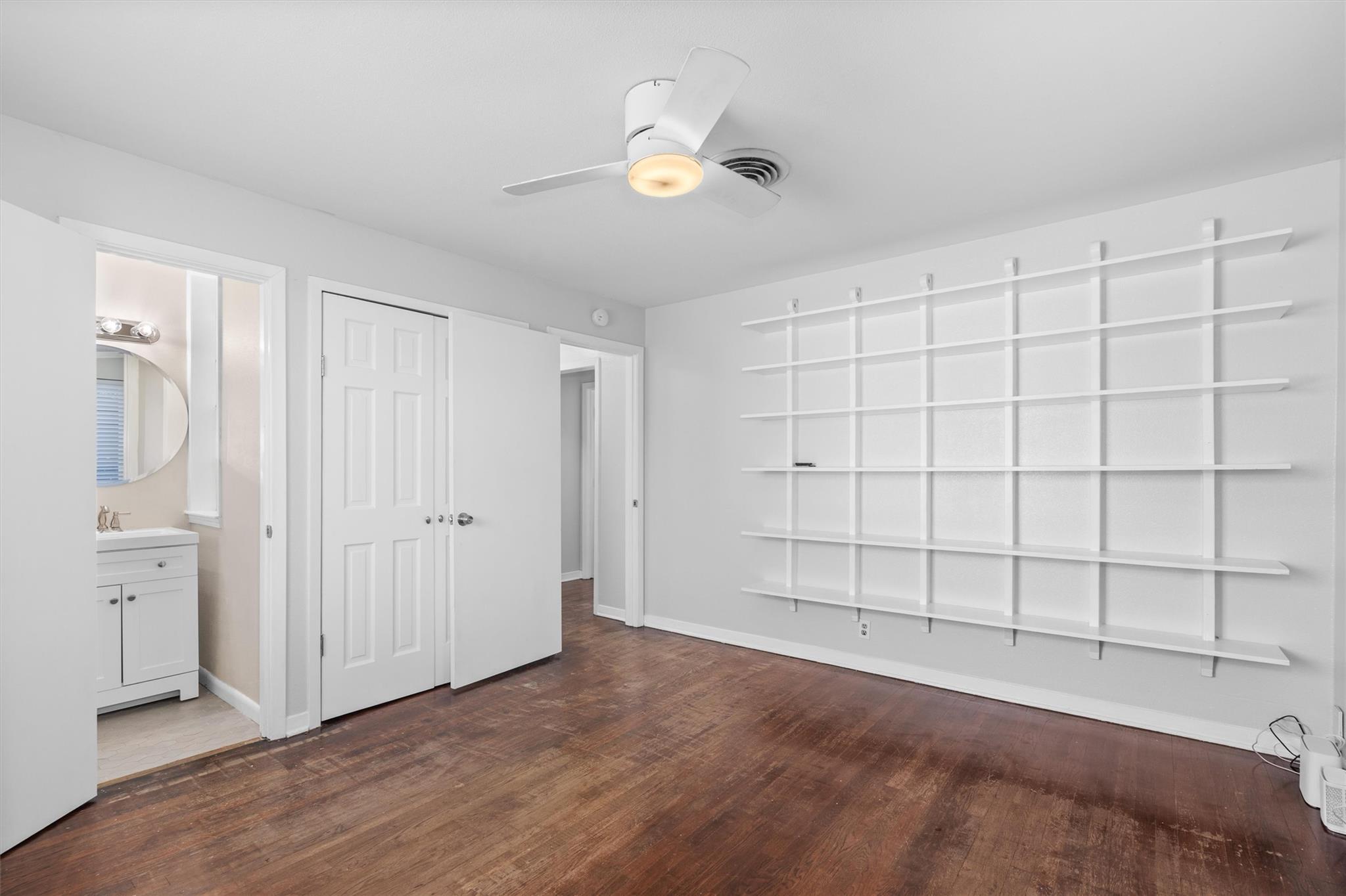 4900 Eastdale Dr Property Photo 17