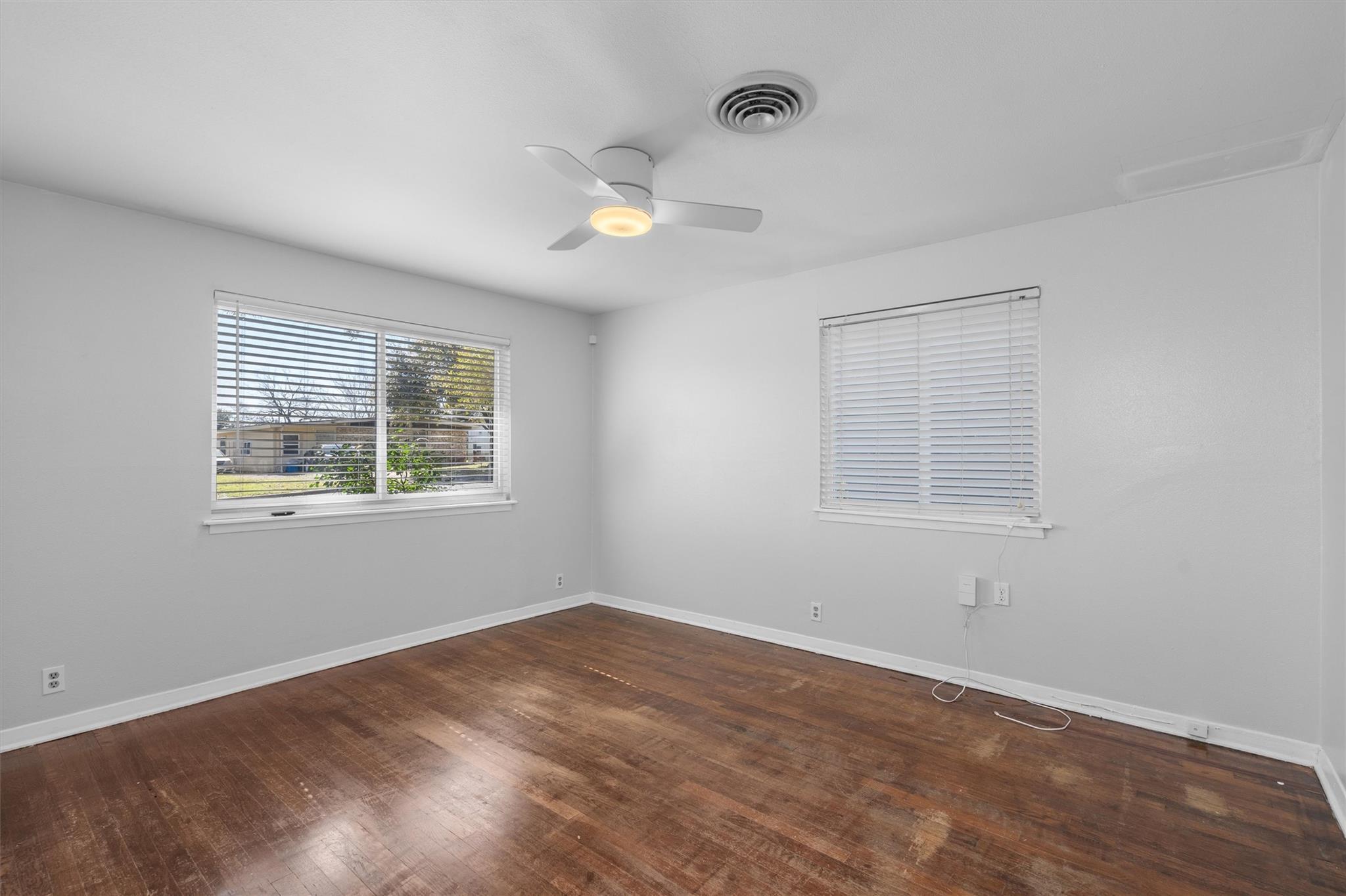 4900 Eastdale Dr Property Photo 19