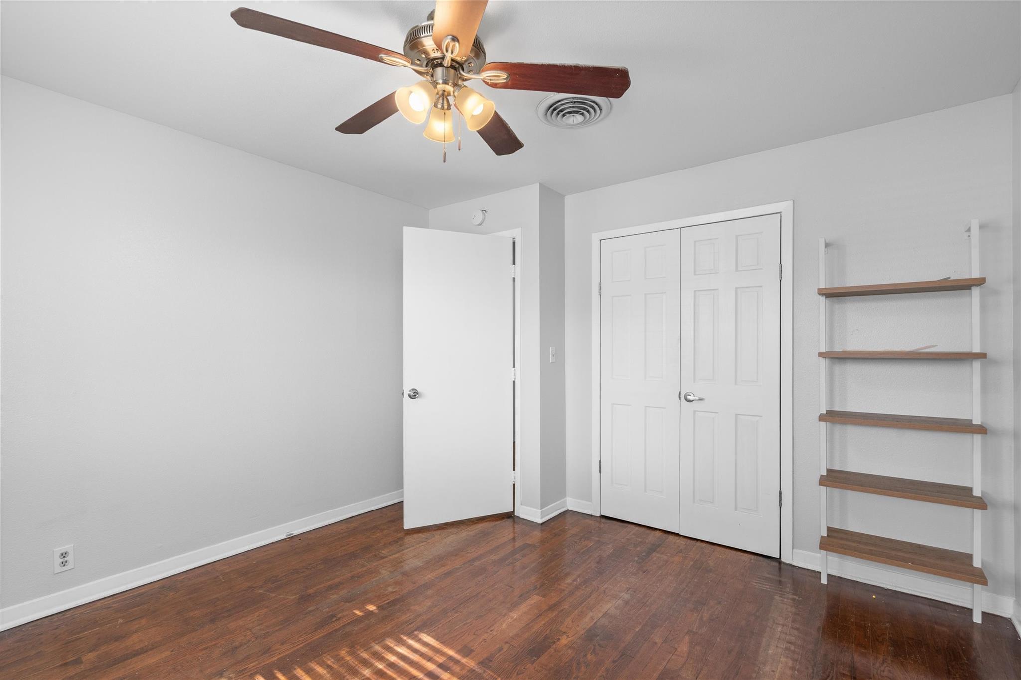 4900 Eastdale Dr Property Photo 22