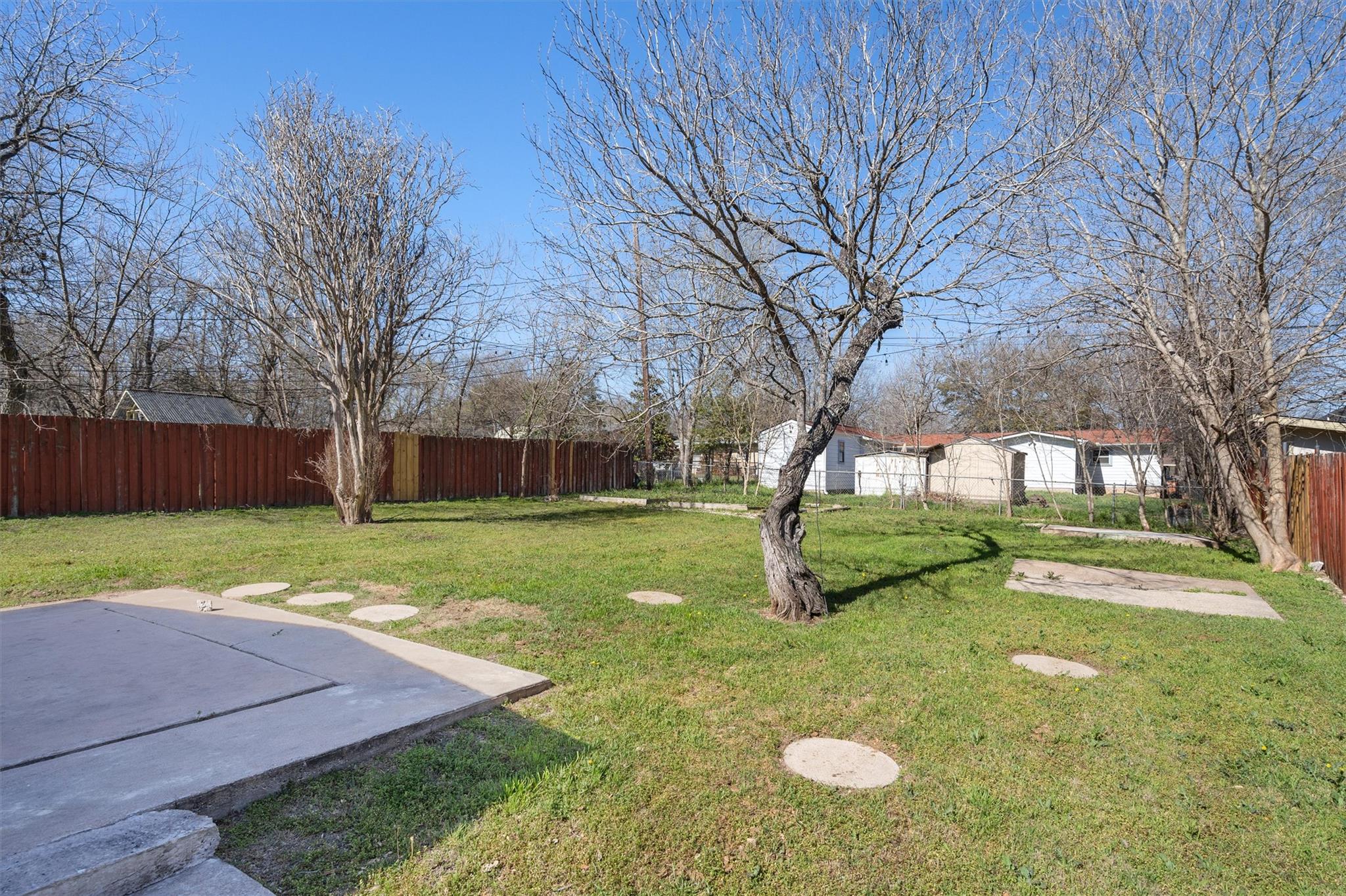 4900 Eastdale Dr Property Photo 28