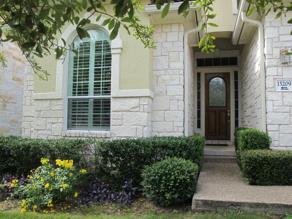 15209 Interlachen Dr Property Photo 1