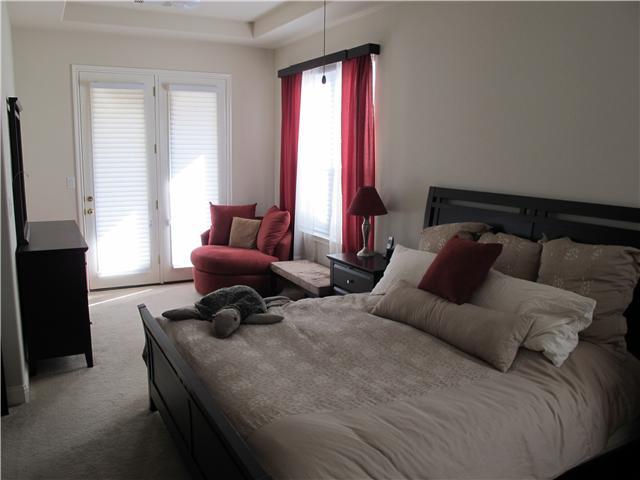 15209 Interlachen Dr Property Photo 9