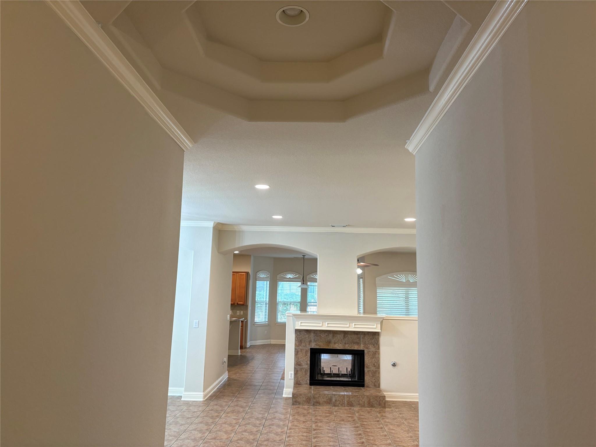 15209 Interlachen Dr Property Photo 9