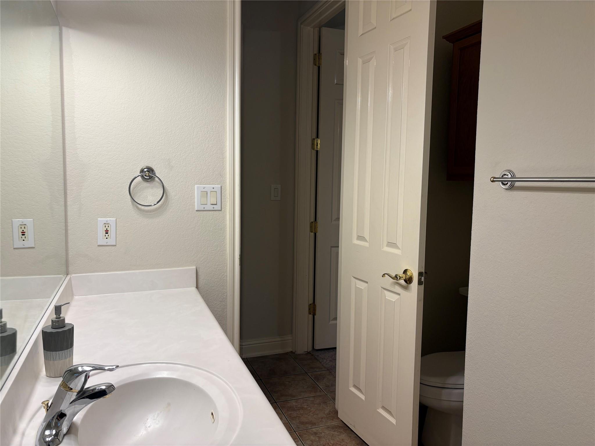 15209 Interlachen Dr Property Photo 34