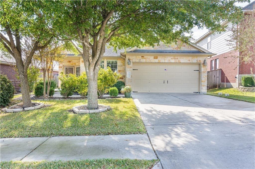 1696 Stonehaven Ln Property Photo 3