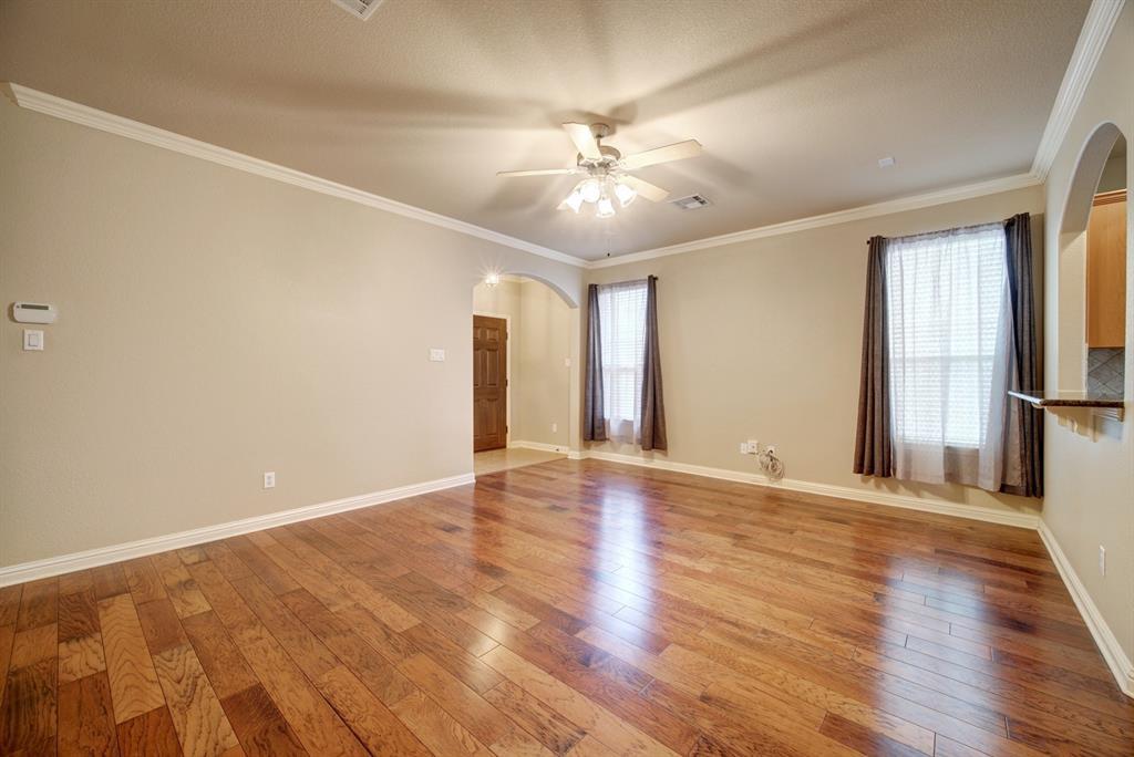 1696 Stonehaven Ln Property Photo 6