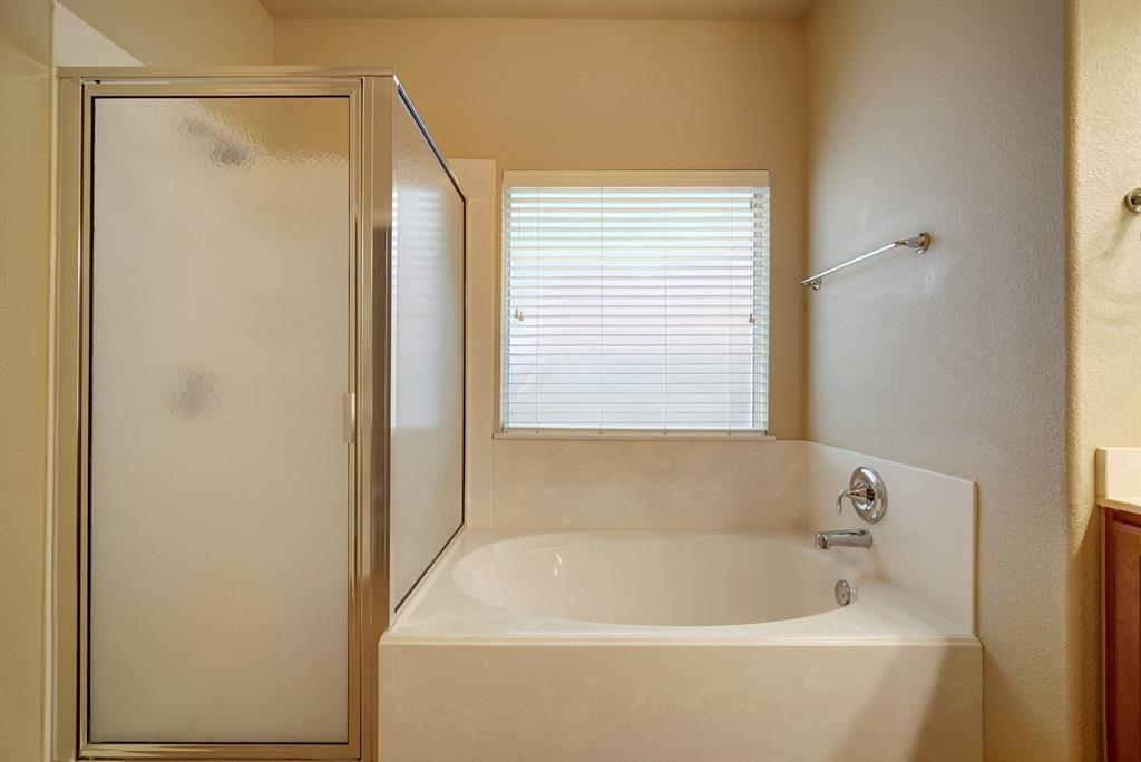 1696 Stonehaven Ln Property Photo 19