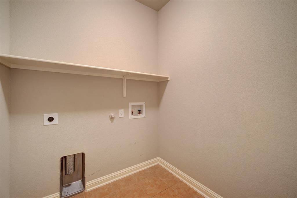 1696 Stonehaven Ln Property Photo 21
