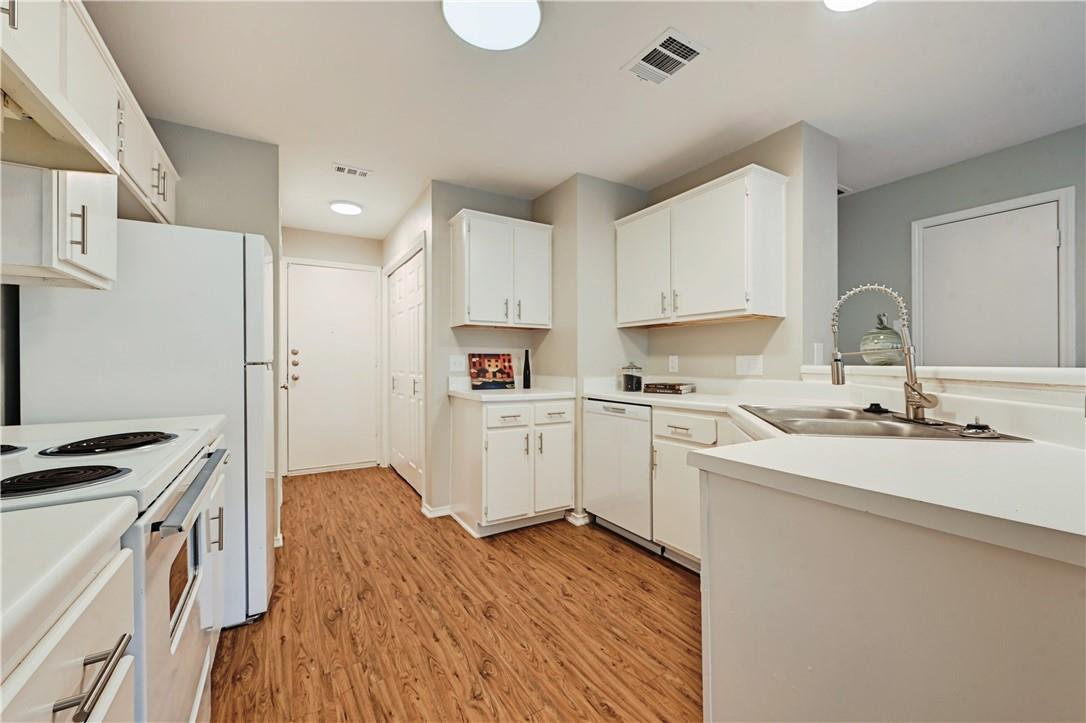 9602 Nightjar Dr #unit A Property Photo 11