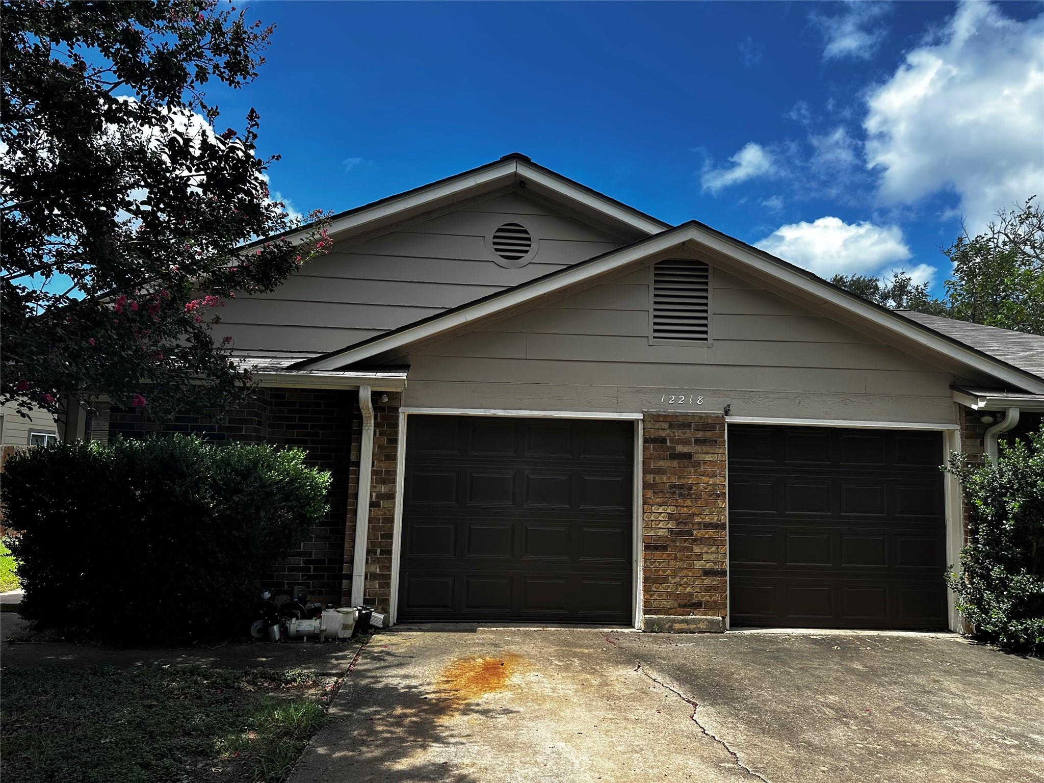 12218 Dundee Dr #a Property Photo 1