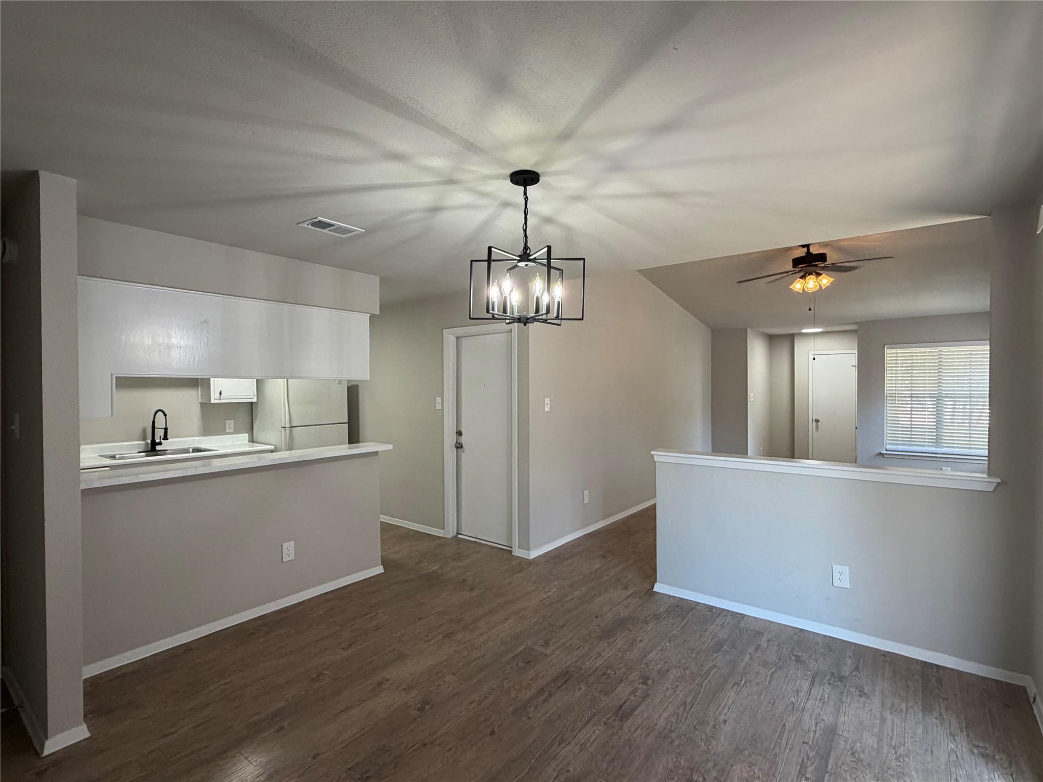 12218 Dundee Dr #a Property Photo 3