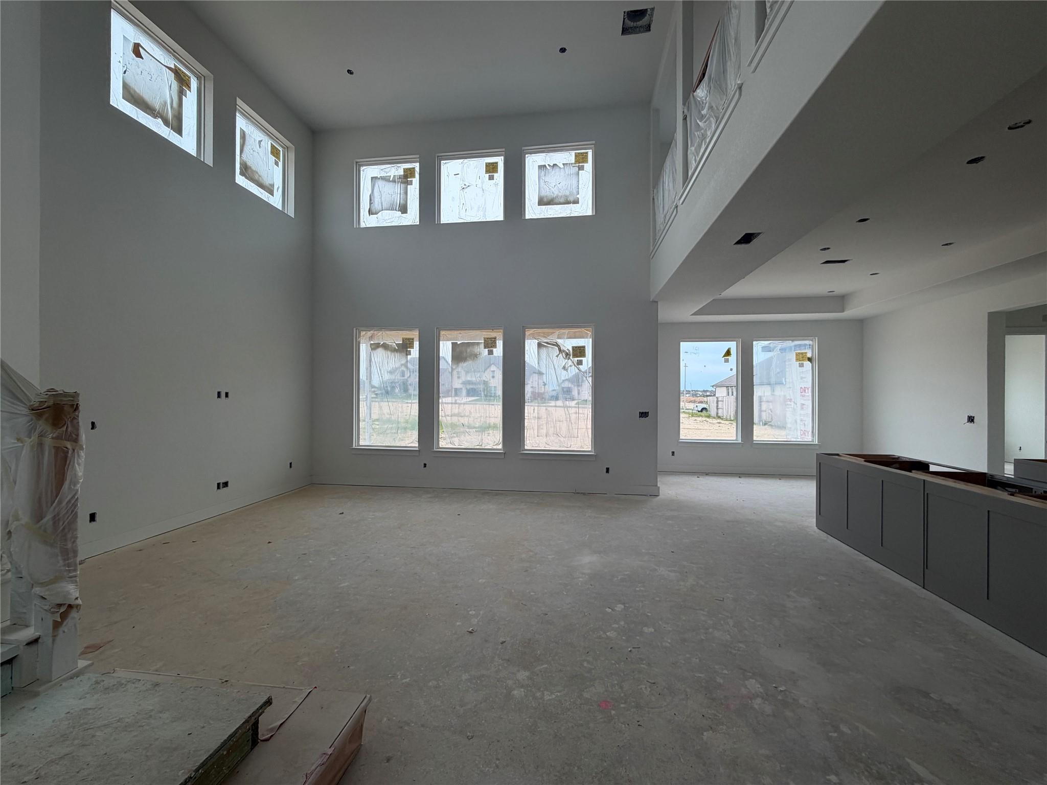 121 Clancy Dr Property Photo 8