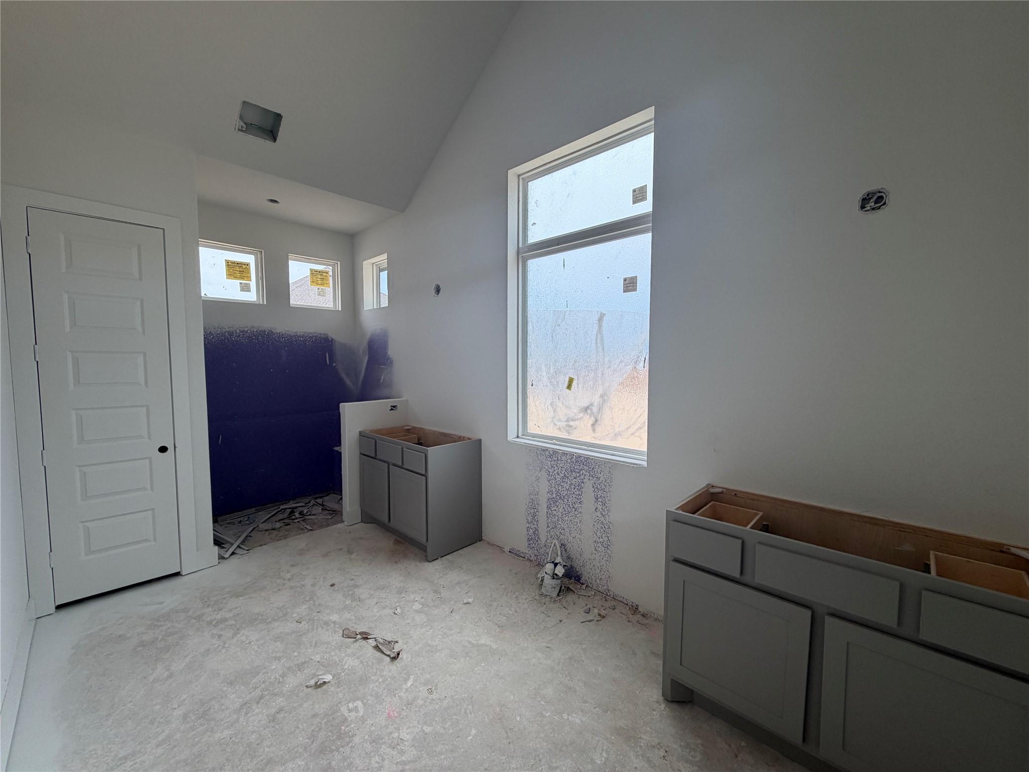 121 Clancy Dr Property Photo 10