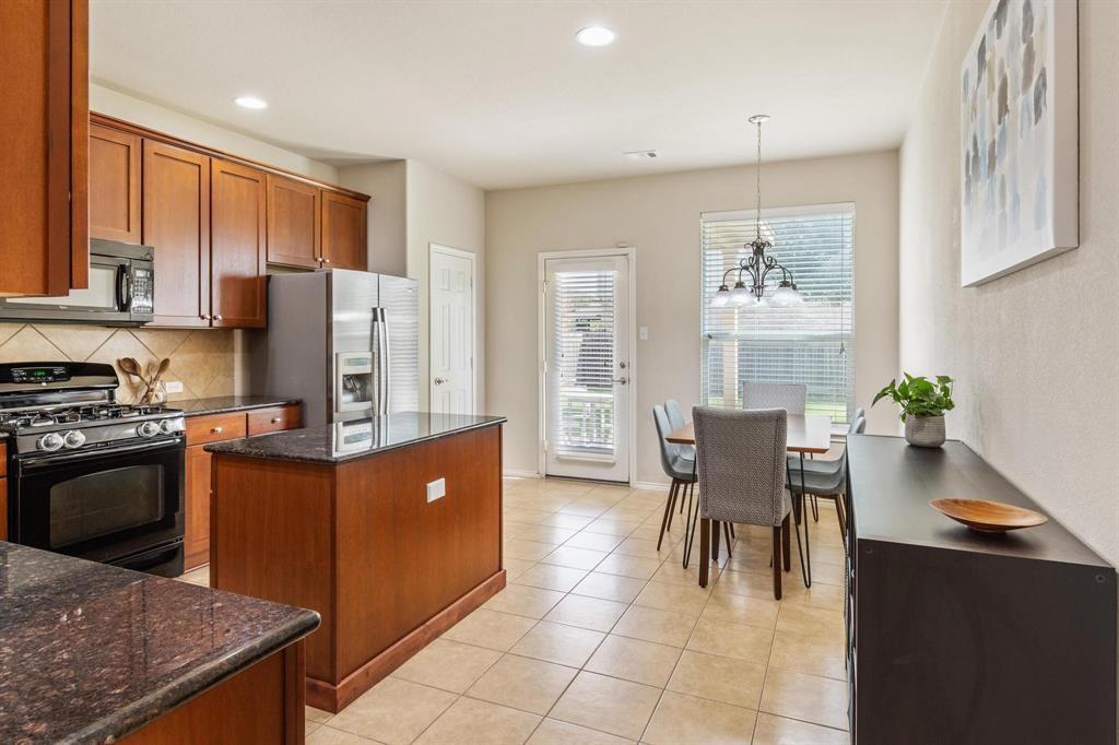 12113 Verchota Dr Property Photo 5