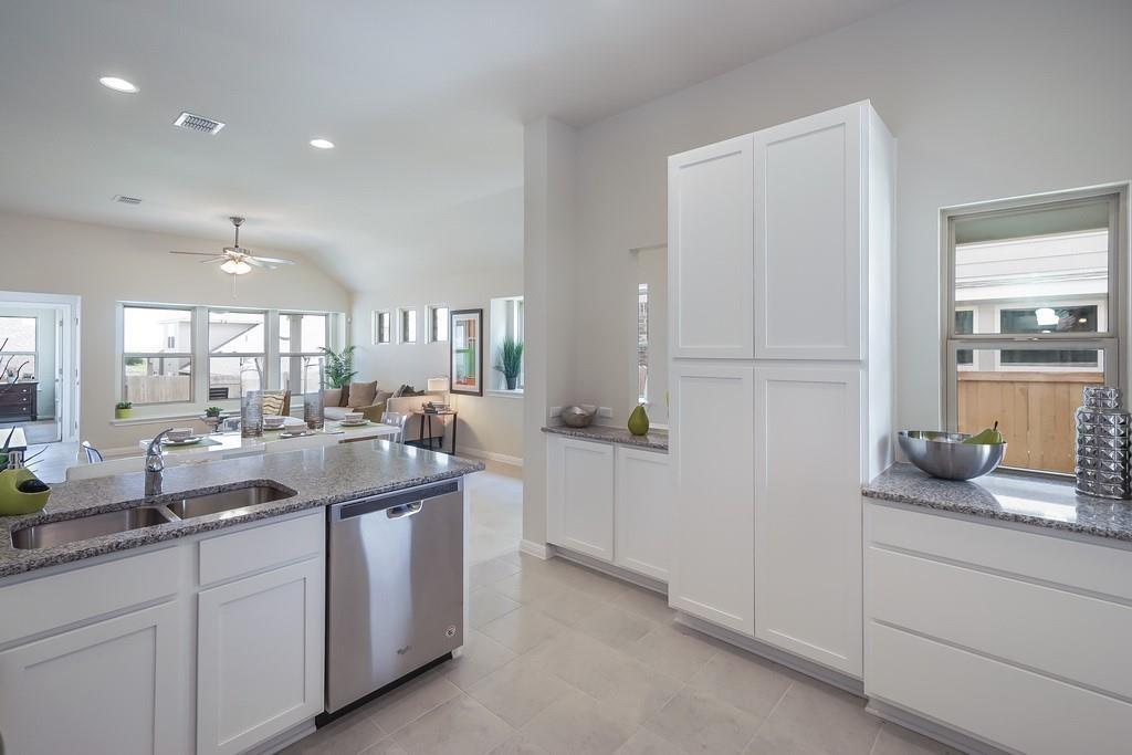 681 Nautical Loop Property Photo 10