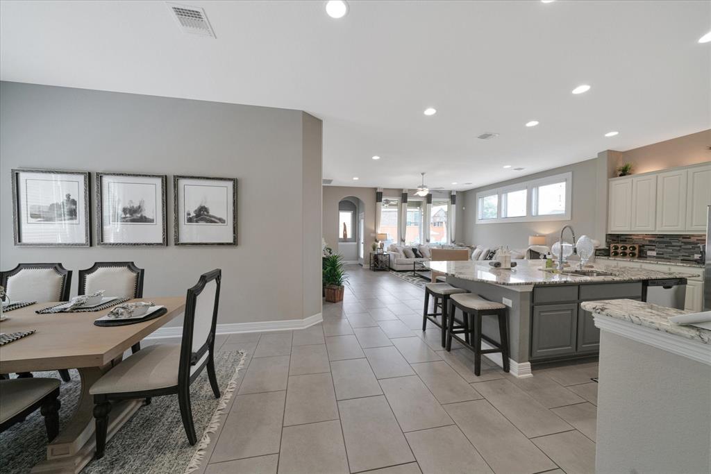 6325 Lake Teravista Way Property Photo 11