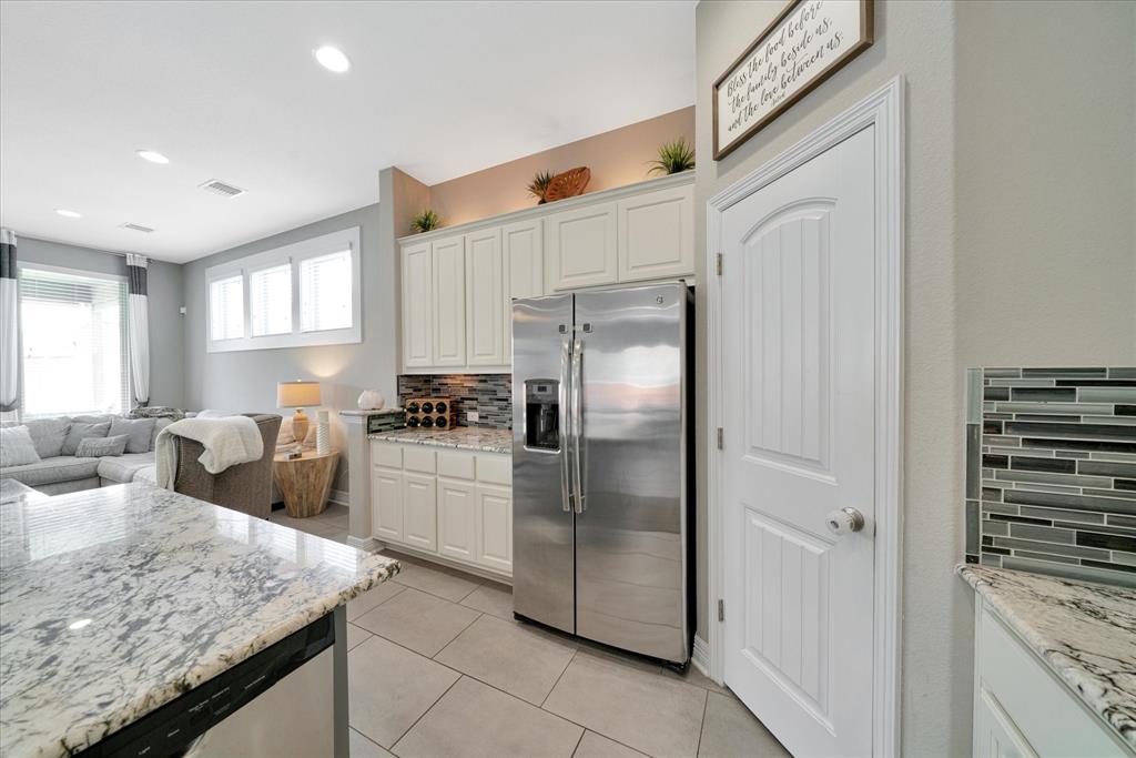 6325 Lake Teravista Way Property Photo 17