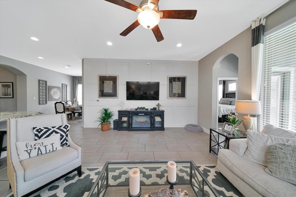 6325 Lake Teravista Way Property Photo 20