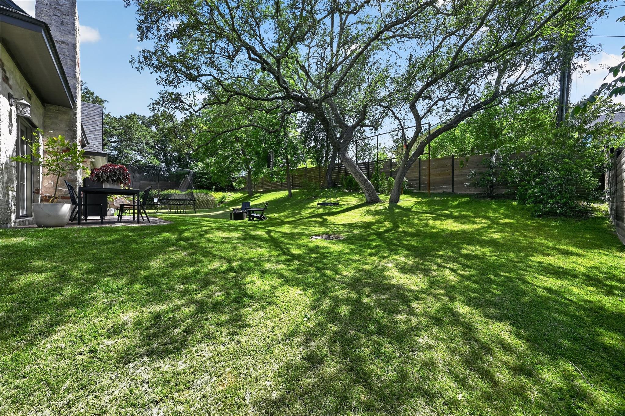 700 Willow Creek Rd Property Photo 35