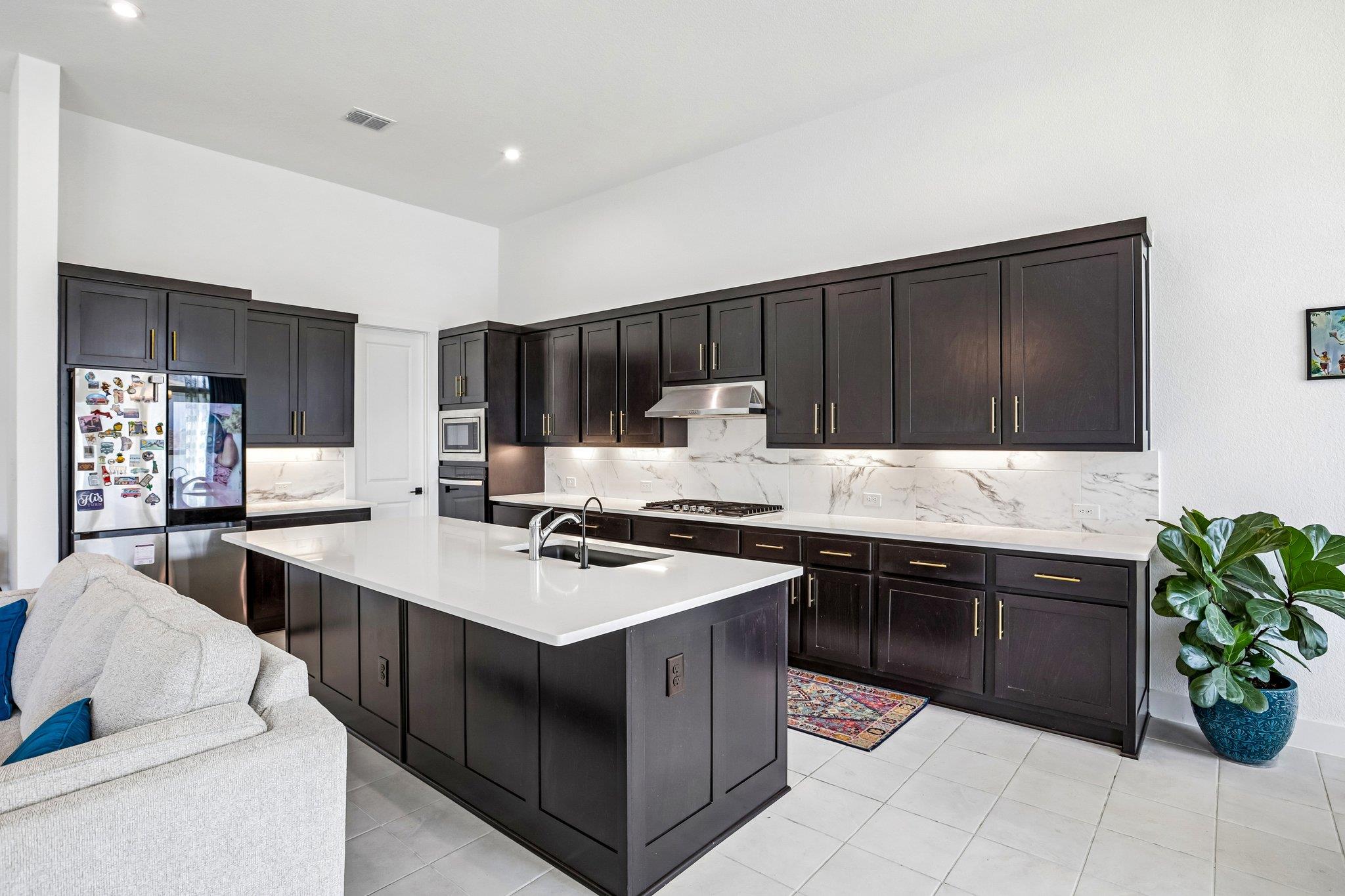 5000 Olimpico Way Property Photo 13