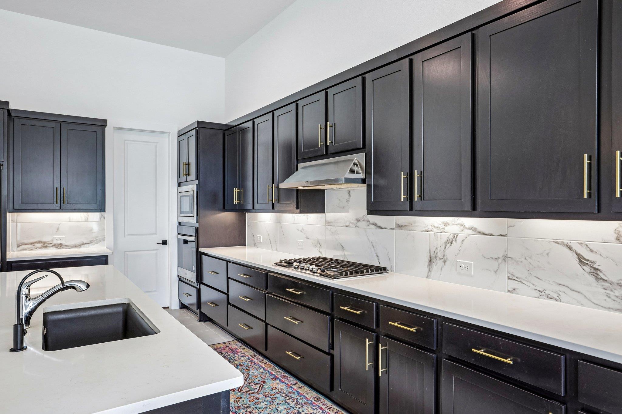5000 Olimpico Way Property Photo 14